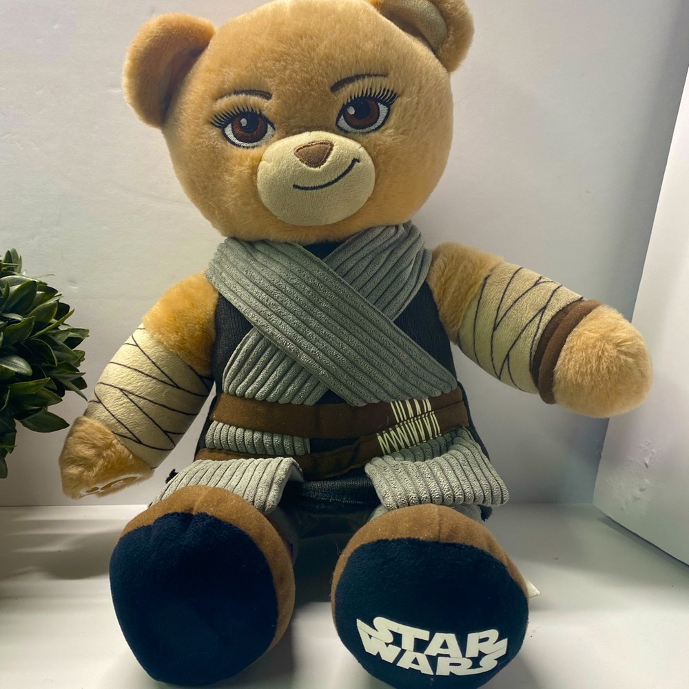 Build-A-Bear Star Wars Rey
Bear 16" Disney Star Wars Force
Awakens Light Saber